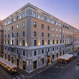 Golden Tulip Piram Ξενοδοχείο