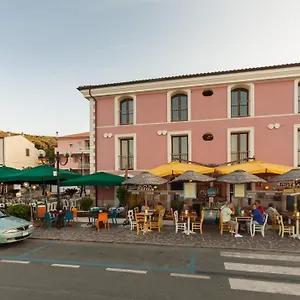 La Vecchia Scuola , Cavo Italien