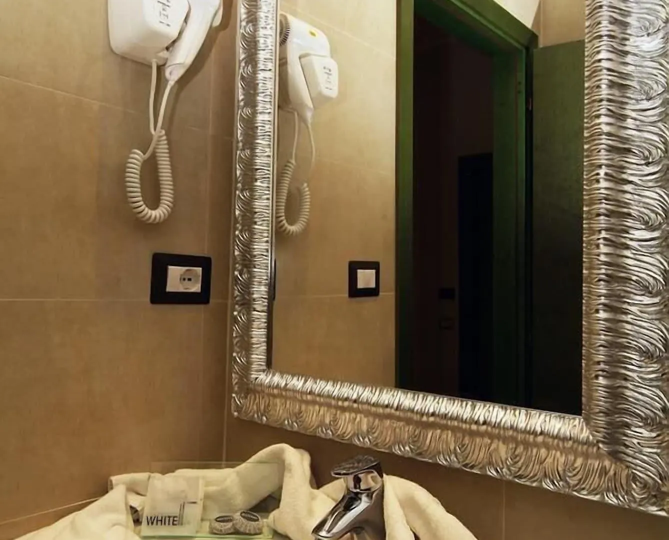 ***  Hotel Argentina Roma Itália