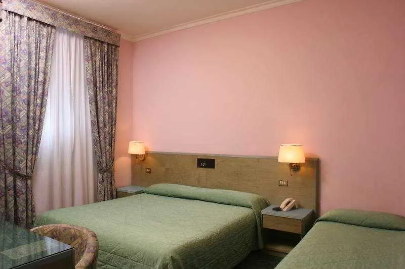 Hotel Argentina Rome 3*,